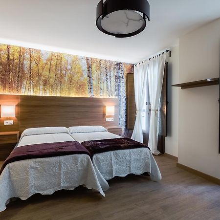 Hostal Arriola Granada Luaran gambar