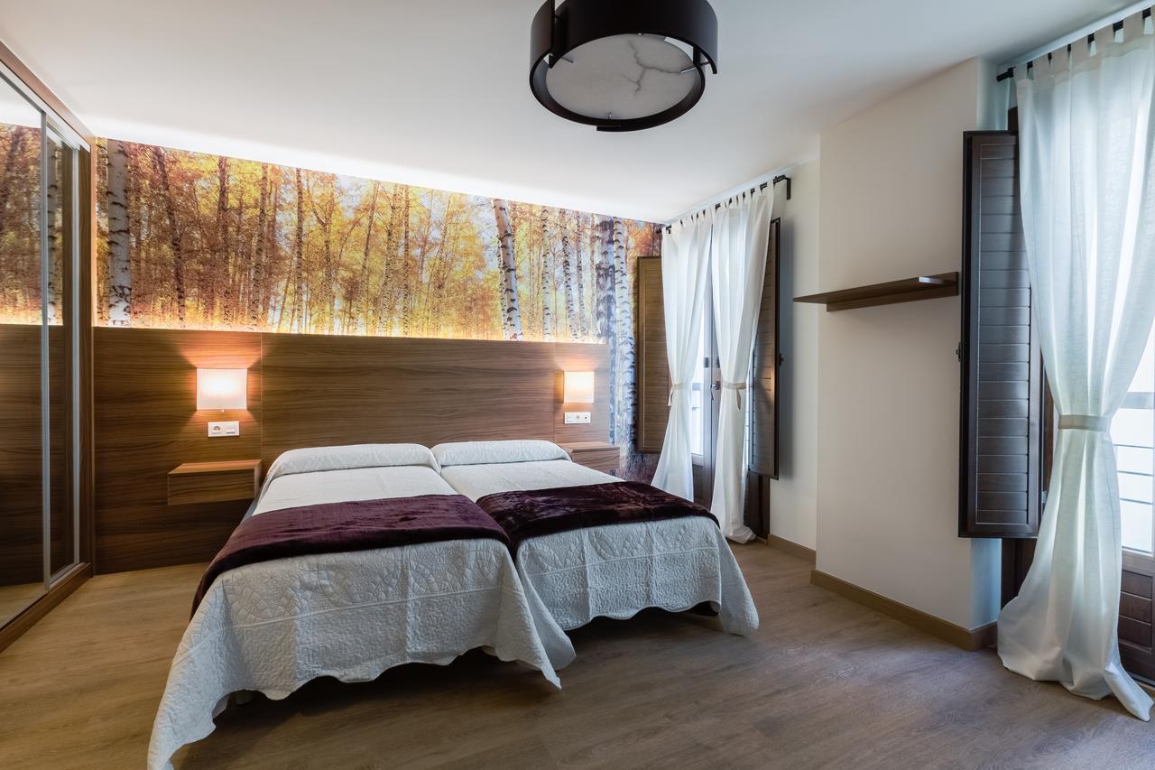 Hostal Arriola Granada Luaran gambar